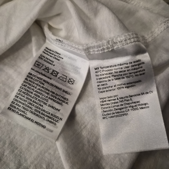 ☆5/$15☆H&M Divided “EXTRA” Racing Long Sleeve Shirt | White & Black | XS - Picture 10 of 16